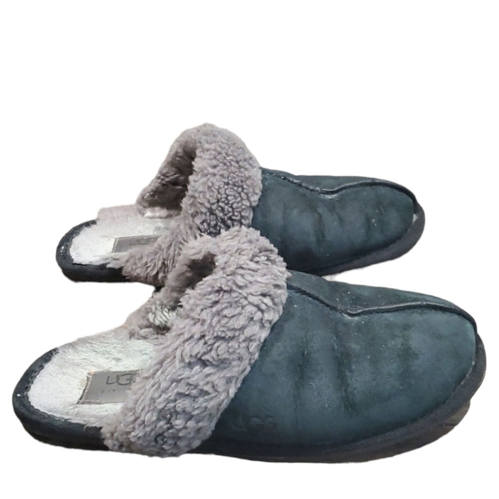UGG Women Insulated lined Sheepskin fur slippers flat flip flip sz 7 - Picture 1 of 11